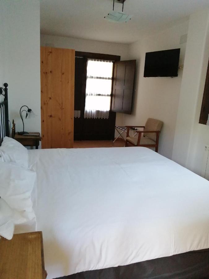 Hotel Rural Xerete Navaconcejo Kültér fotó